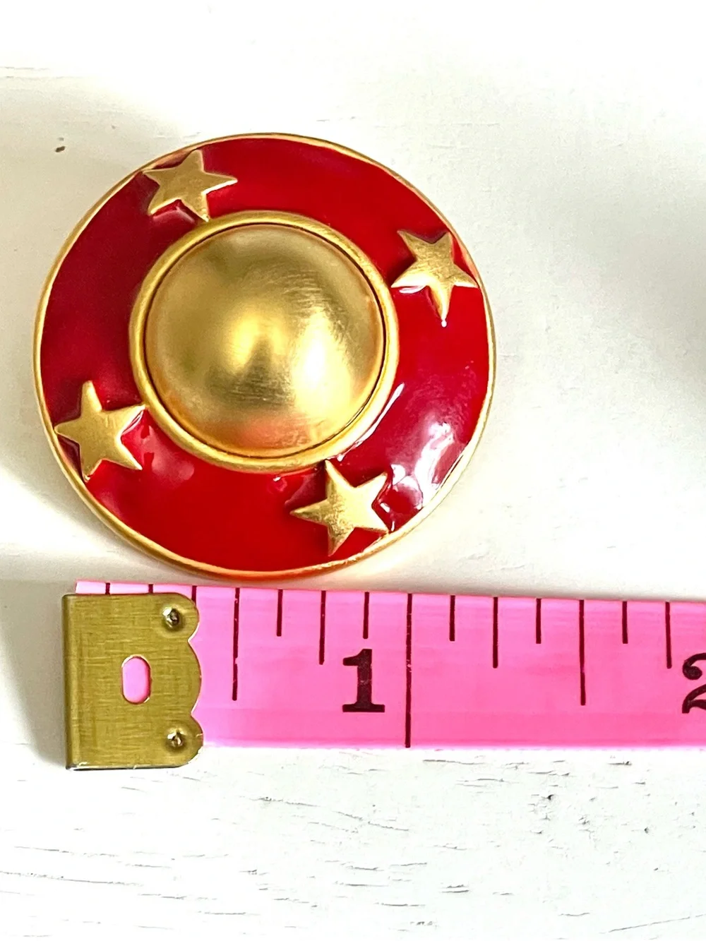 Ann Taylor Vintage Red & Gold Star Clip Earrings Enamel Round Nautical 1980s EUC